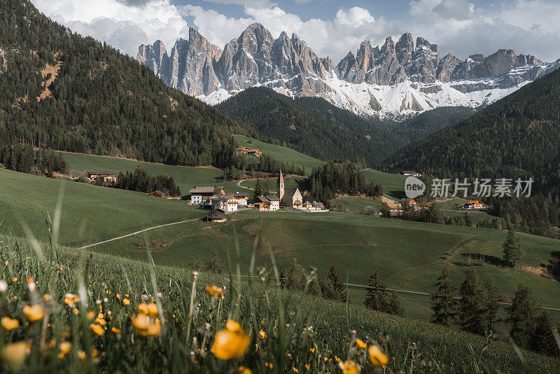 圣马格达莱娜，Val Di Funes, Dolomites，意大利阿尔卑斯山，意大利